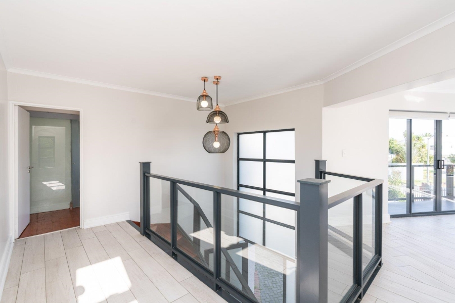 To Let 4 Bedroom Property for Rent in Milnerton Ridge Western Cape